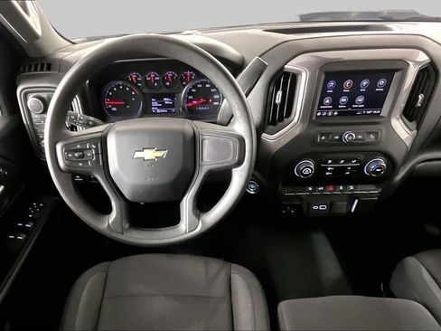 Used 2024 Chevrolet Silverado 2500 Custom w/ Custom Convenience Package AWD/4WD image 5