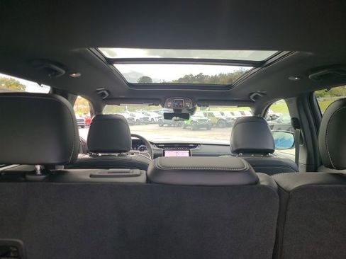 New 2025 Jeep Grand Cherokee Limited w/ Luxury Tech Group II image 26