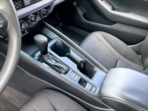 Used 2023 Honda Accord LX image 14