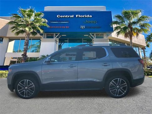 Used 2023 GMC Acadia SLT w/ Technology Package image 8