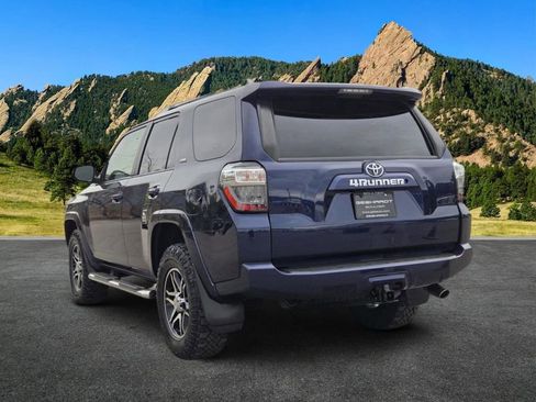 Used 2017 Toyota 4Runner 4WD image 7