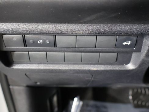 Used 2022 Mitsubishi Outlander SEL Black Edition image 37