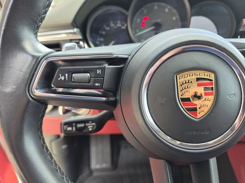 Certified 2024 Porsche Macan S AWD/4WD image 27