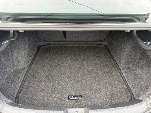 Used 2021 Volkswagen Jetta GLI image 13