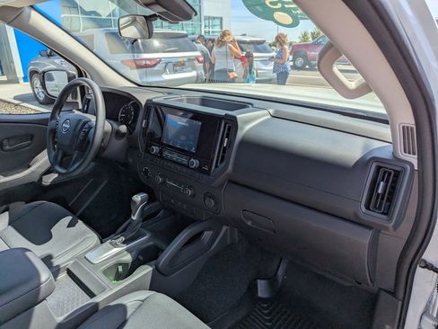 Used 2025 Nissan Frontier S AWD/4WD image 36
