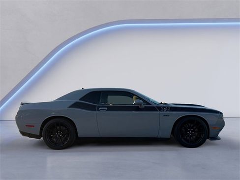 Used 2021 Dodge Challenger R/T Scat Pack w/ T/A Package image 4