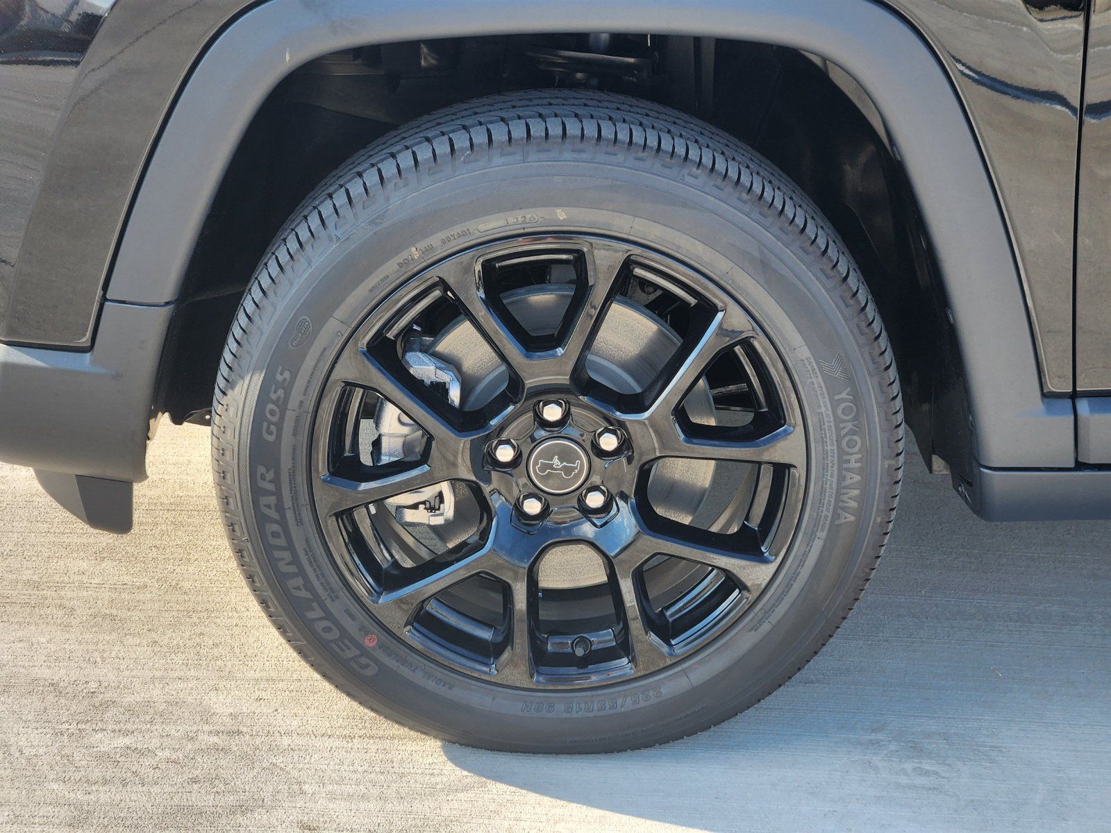 New 2026 Jeep Compass Latitude AWD/4WD image 11
