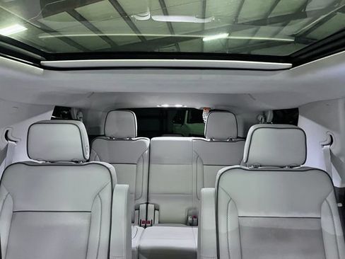 Used 2021 GMC Yukon Denali w/ Denali Ultimate Package AWD/4WD image 16