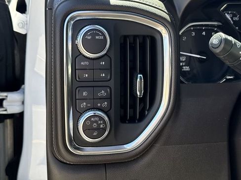 Used 2020 GMC Sierra 1500 SLT w/ SLT Premium Plus Package AWD/4WD image 35