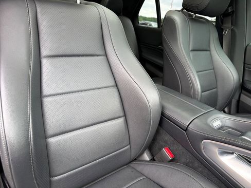 Used 2020 Mercedes-Benz GLE 350 4MATIC image 39