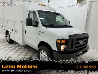 Used 2013 Ford E-350 and Econoline 350 Super Duty w/ PWR Locks & Windows Group