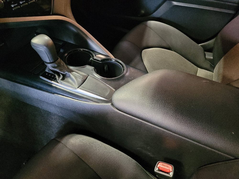 Used 2020 Toyota Camry LE FWD image 26