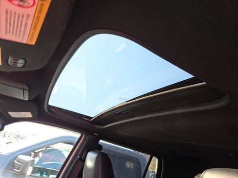 Used 2015 Ford Expedition EL XLT w/ Equipment Group 202A image 3