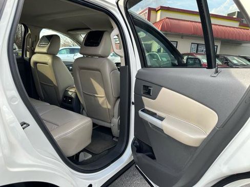 Used 2013 Ford Edge SEL image 17