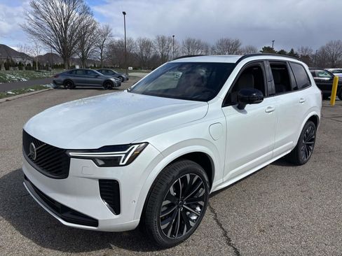 New 2026 Volvo XC90 T8 Ultra w/ Protection Package Premier AWD/4WD image 1