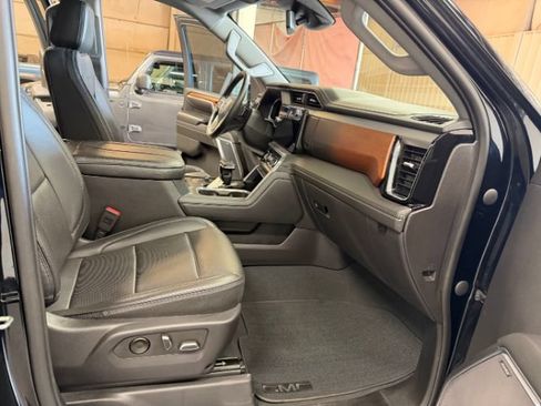 Used 2023 GMC Sierra 1500 Denali AWD/4WD image 31