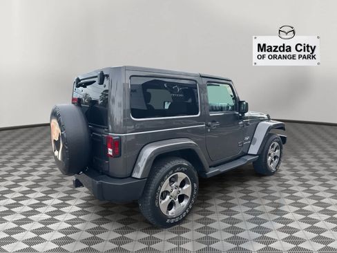 Used 2018 Jeep Wrangler Sahara w/ Connectivity Group image 5