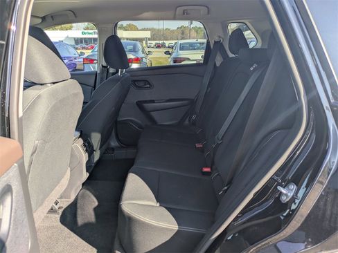 Used 2023 Nissan Rogue S image 13