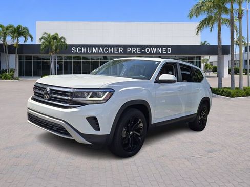 Certified 2023 Volkswagen Atlas SE w/ Panoramic Sunroof Package FWD image 3