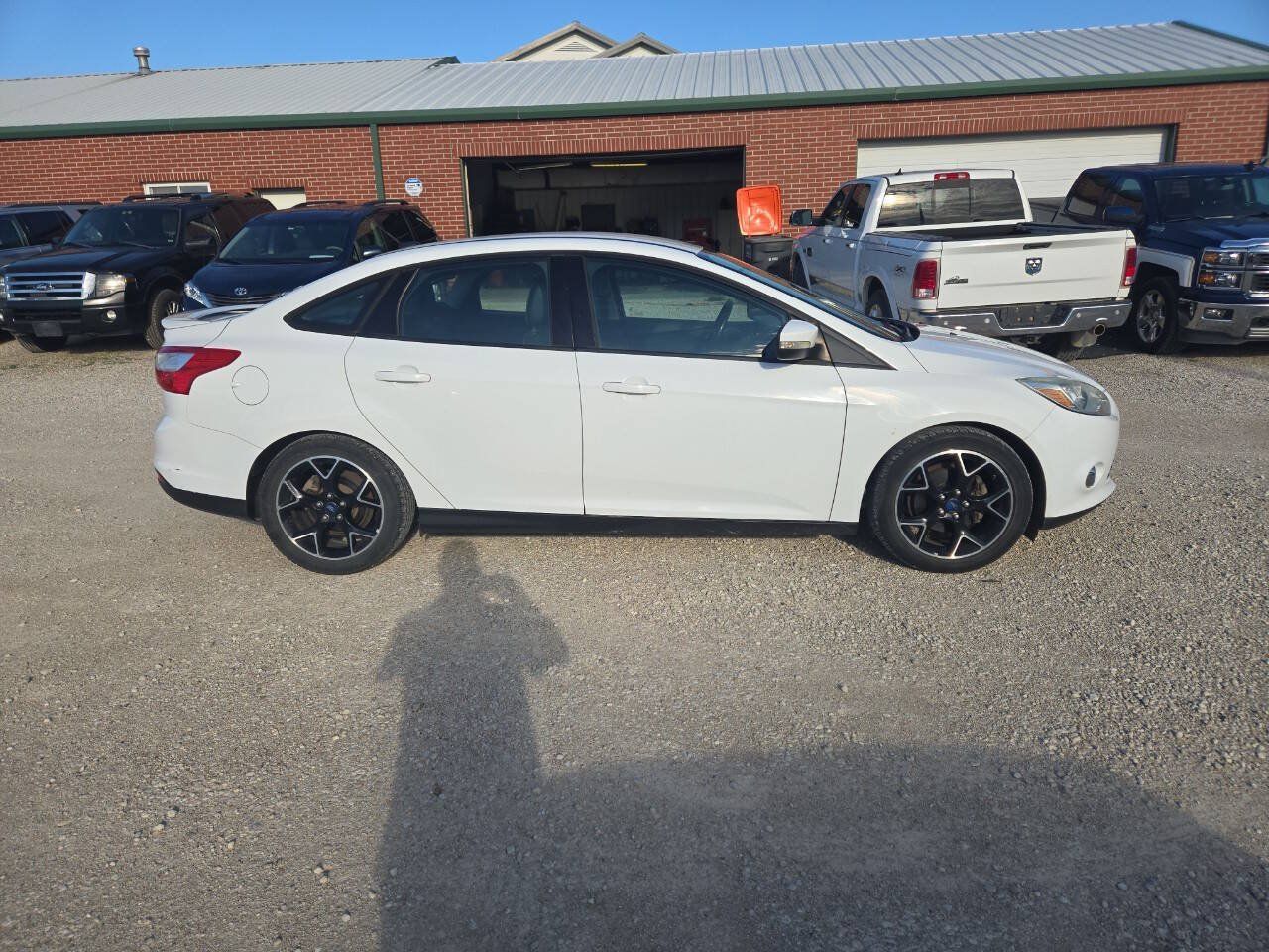 Used 2014 Ford Focus SE w/ Equipment Group 201A FWD image 7