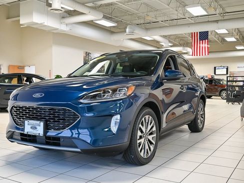 New 2025 Ford Maverick XLT w/ XLT Luxury Package image 42