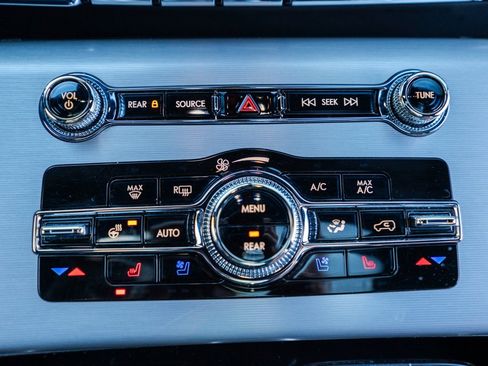 Used 2024 Lincoln Aviator Reserve w/ Elements Package Plus image 23