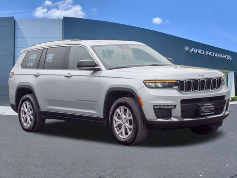 Used 2021 Jeep Grand Cherokee L Limited image 3