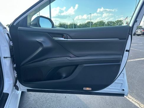 Certified 2022 Toyota Camry XLE w/ Navigation Upgrade Package FWD image 10