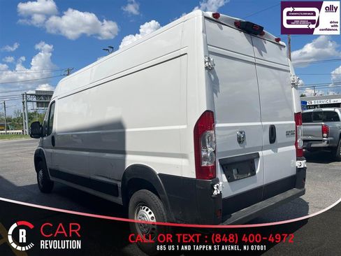 Used 2025 RAM ProMaster 2500 w/ Convenience Group FWD image 2
