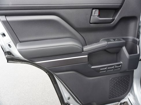 New 2026 Toyota 4Runner SR5 image 13