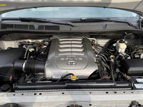 Used 2008 Toyota Sequoia SR5 image 10