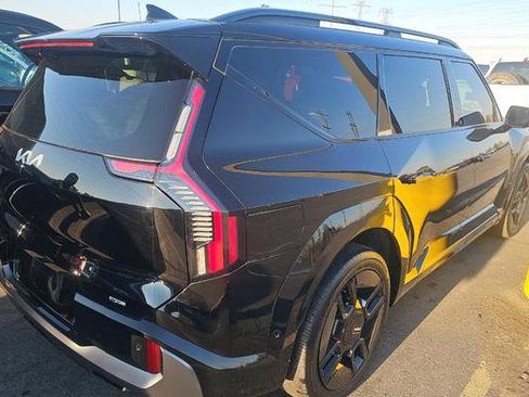 Used 2024 Kia EV9 GT-Line image 3