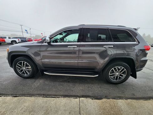 Used 2018 Jeep Grand Cherokee Limited AWD/4WD image 8