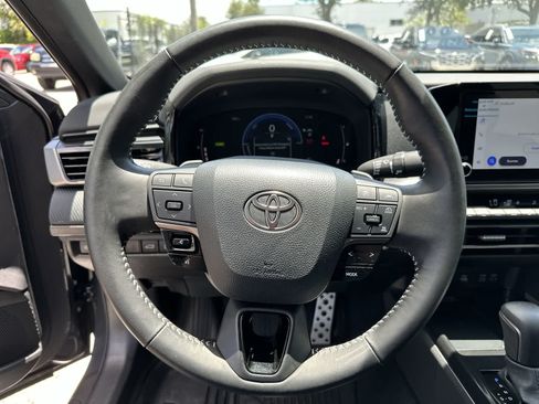 Used 2026 Toyota Camry SE w/ Convenience Package FWD image 24