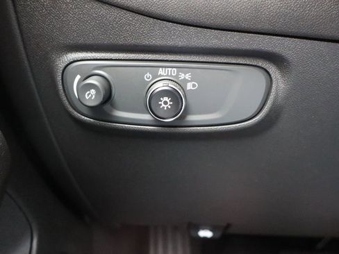 Used 2023 Chevrolet Equinox RS image 17