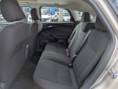 Used 2017 Ford Focus SEL FWD image 12