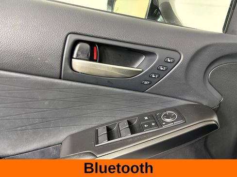 Used 2023 Lexus IS 350 F Sport RWD image 12