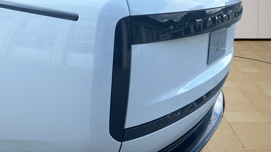 New 2027 Land Rover Range Rover SE AWD/4WD image 12