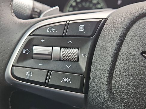Certified 2026 Genesis G70 2.5T RWD image 30