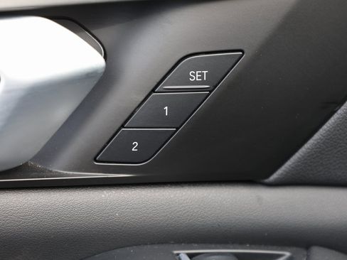 Used 2023 BMW X5 sDrive40i w/ Parking Assistance Package image 16