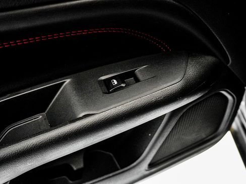 Used 2024 Jeep Compass Trailhawk image 49