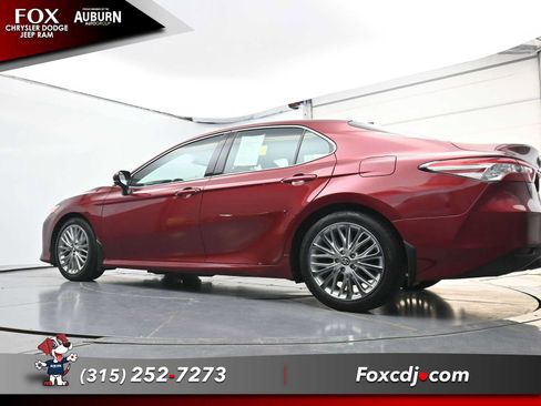 Used 2018 Toyota Camry XLE w/ Audio Package FWD image 23