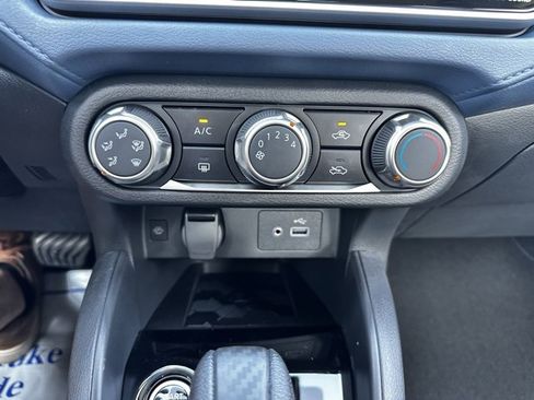 New 2025 Nissan Versa SV w/ Trunk Package image 23