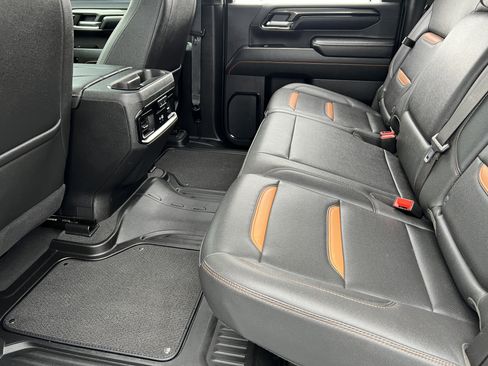 Used 2024 GMC Sierra 3500 AT4 w/ AT4 Premium Plus Package image 15