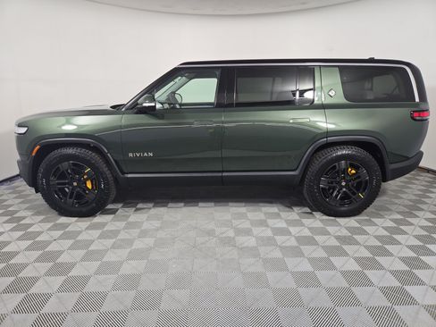 Used 2023 Rivian R1S Adventure AWD/4WD image 2