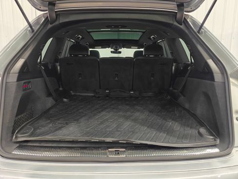 Used 2018 Audi Q7 3.0T Prestige w/ Prestige Package AWD/4WD image 37
