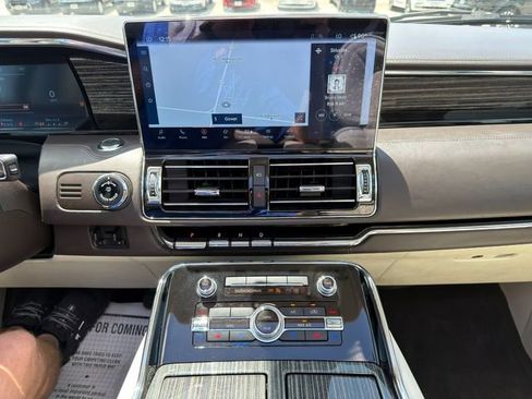Used 2023 Lincoln Navigator Black Label AWD/4WD image 26
