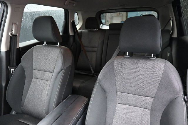 Used 2025 Nissan Rogue SV AWD/4WD image 14