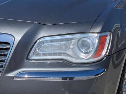 Used 2011 Chrysler 300 C image 11