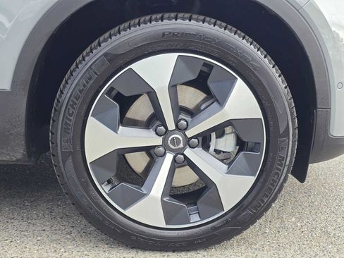 Used 2026 Volvo XC40 B5 Plus w/ Protection Package Premier AWD/4WD image 9